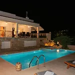 Nisovillas 公寓