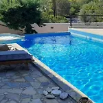 公寓 Nisovillas *