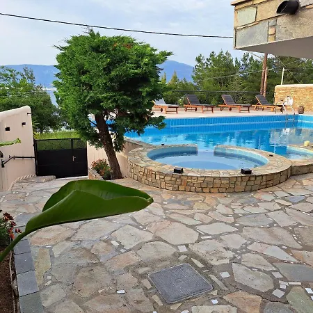 Nisovillas Apartment