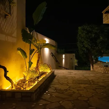 Nisovillas * Βόλος